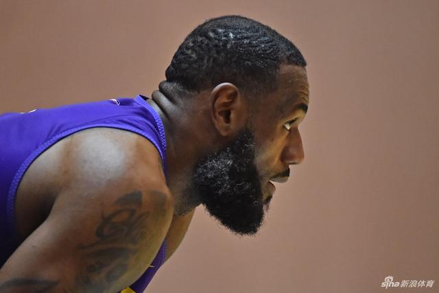 李凯尔今天将回深圳老家祭祖 出征前最后仪式